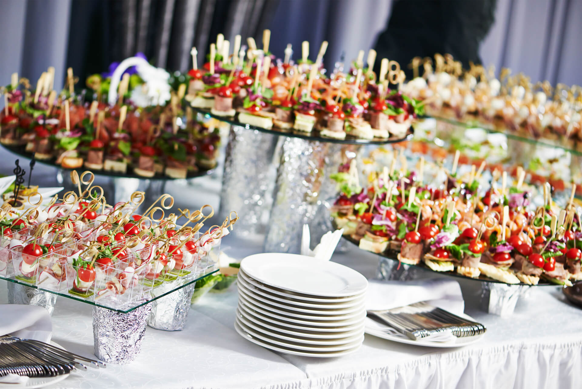 catering-services-background-with-snacks-on-guests-table-in-rest